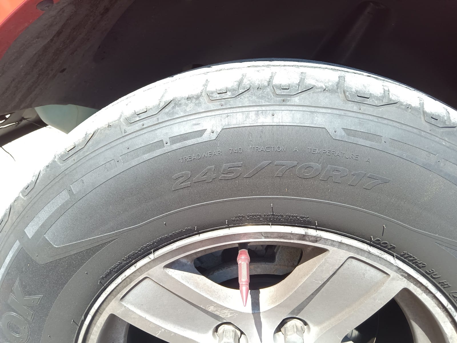 MCI Tires