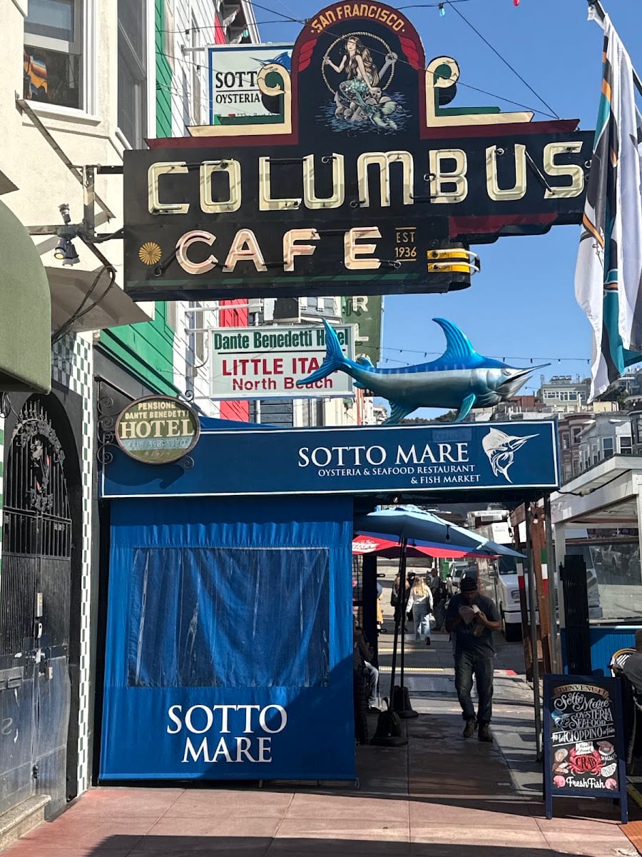 Columbus Cafe, photo 2