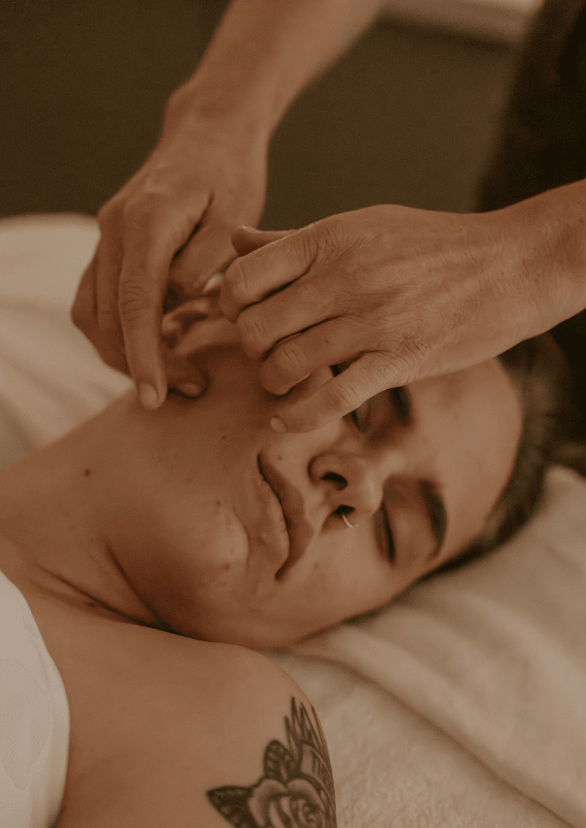 Facial Aura, photo 2