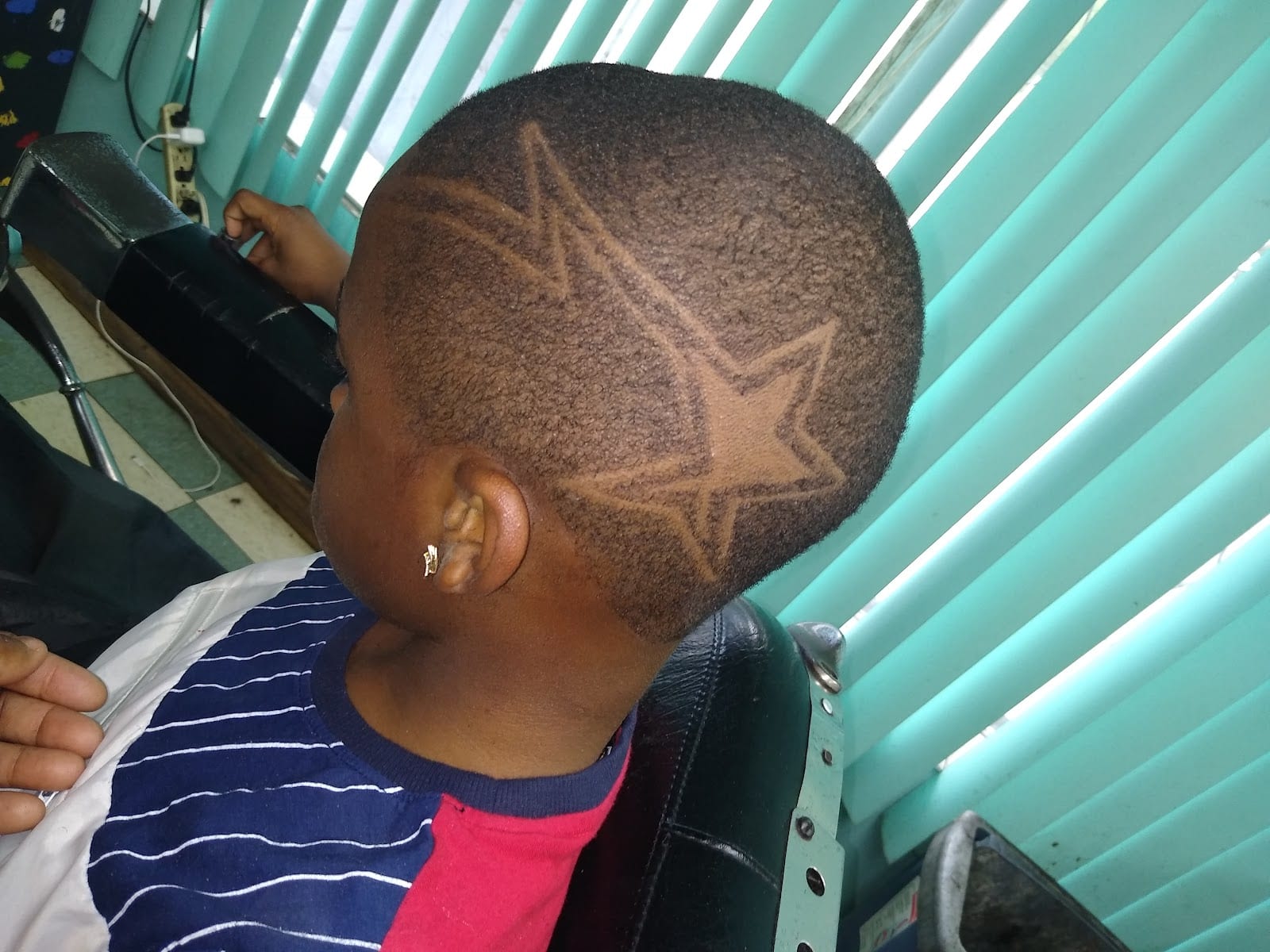 Cole's Barber & Beauty Shops, photo 2