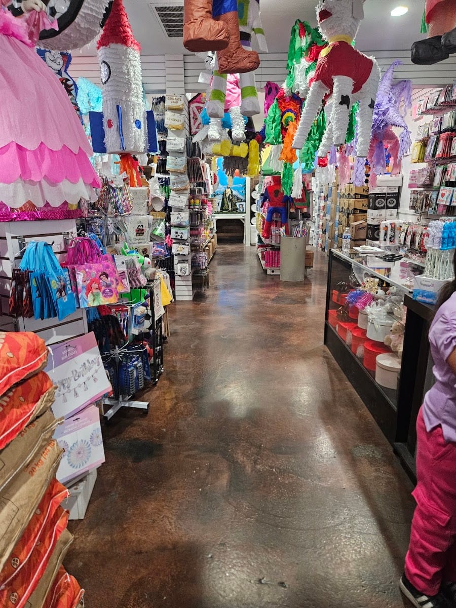 Cruz Party Supplies, photo 3