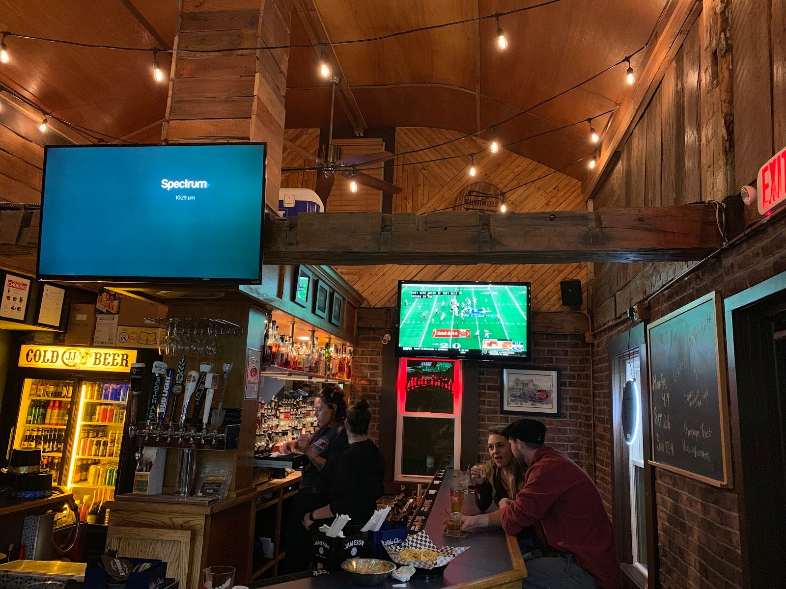 JJ's Pub, photo 2