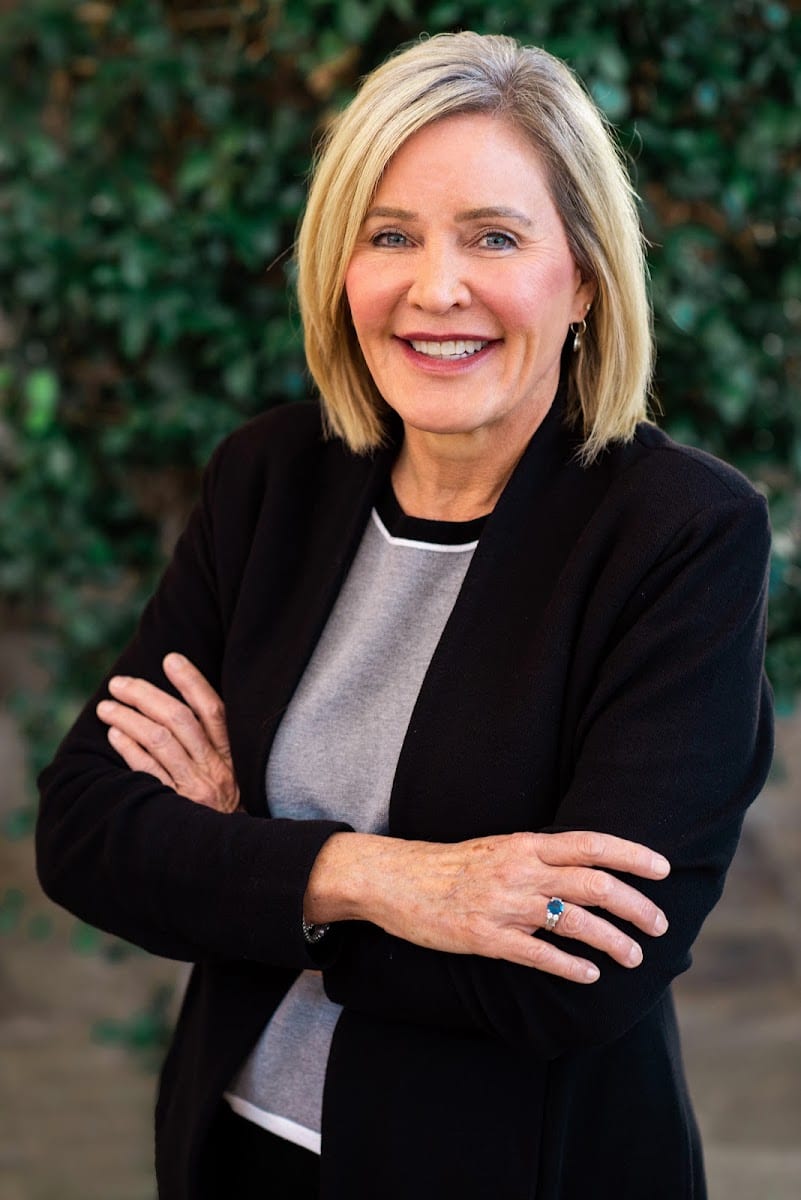 Dr. Julie Anfinson, DDS, photo 2
