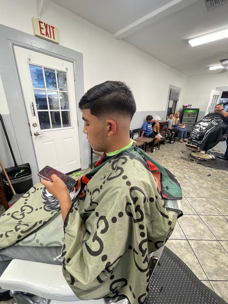 El Rio Barber Stylist, photo 3