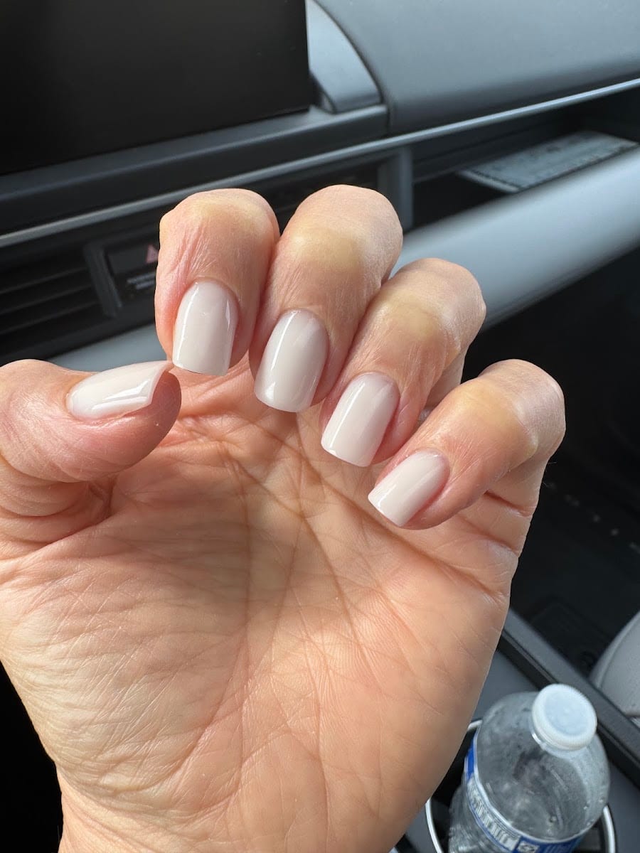 Nova Nails