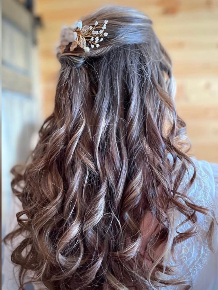 The Bird's Nest Salon