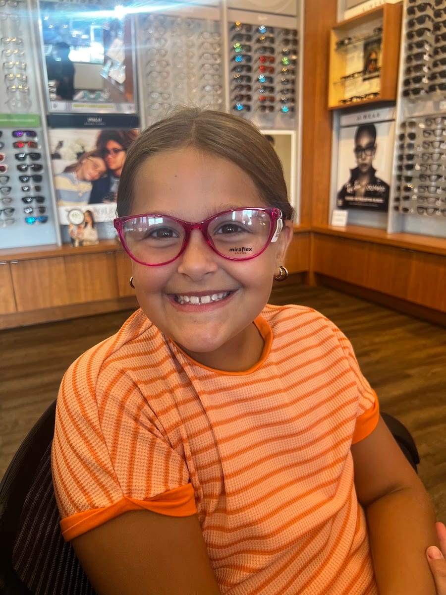 Pearle Vision, photo 2