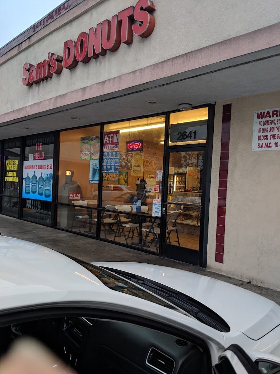 Sam's Donuts