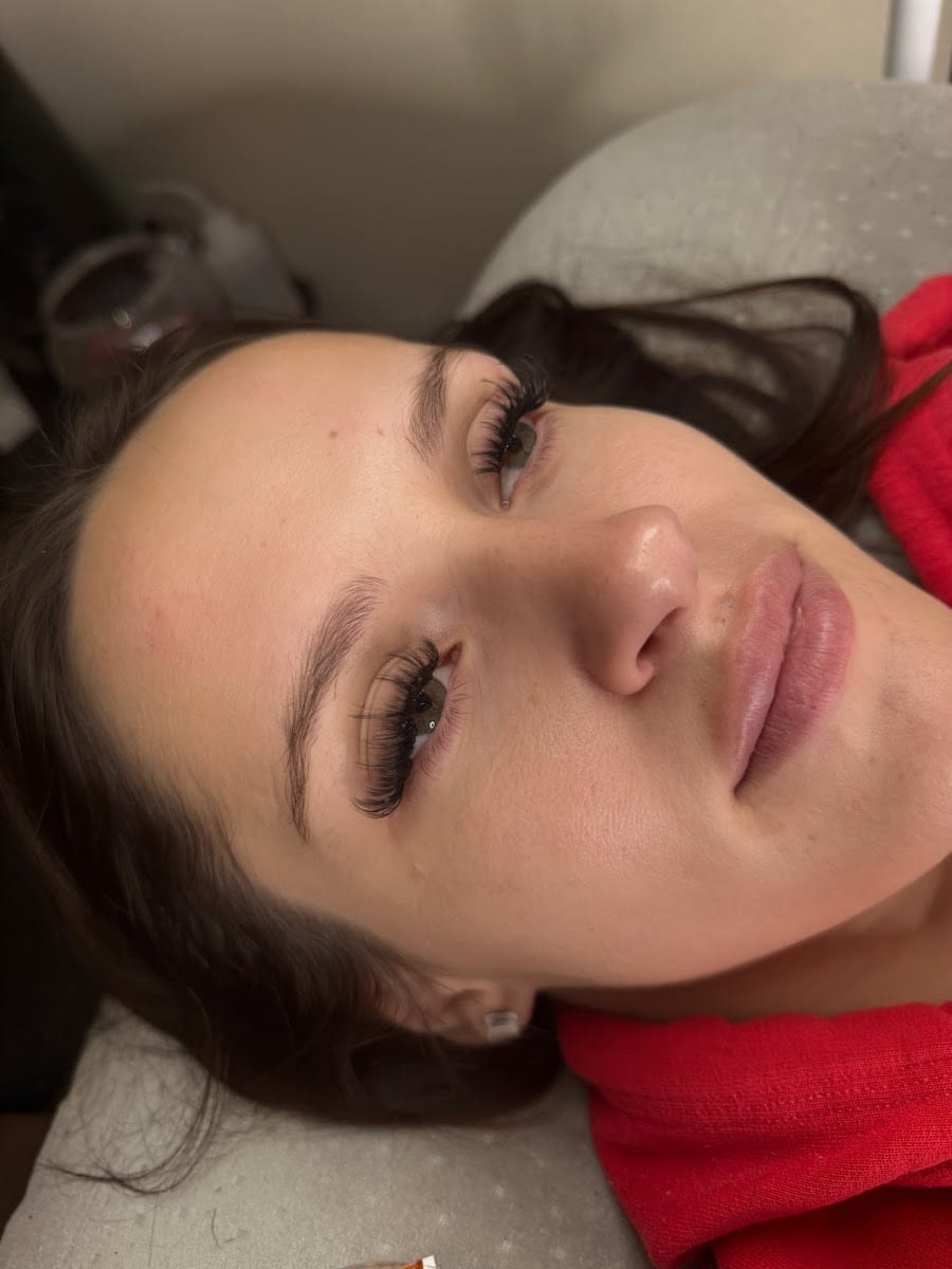 Lashed By Ash, photo 2