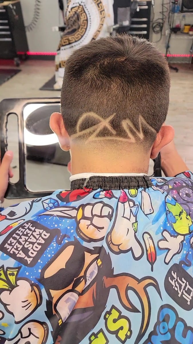 Angel Bustos (Barber), photo 4