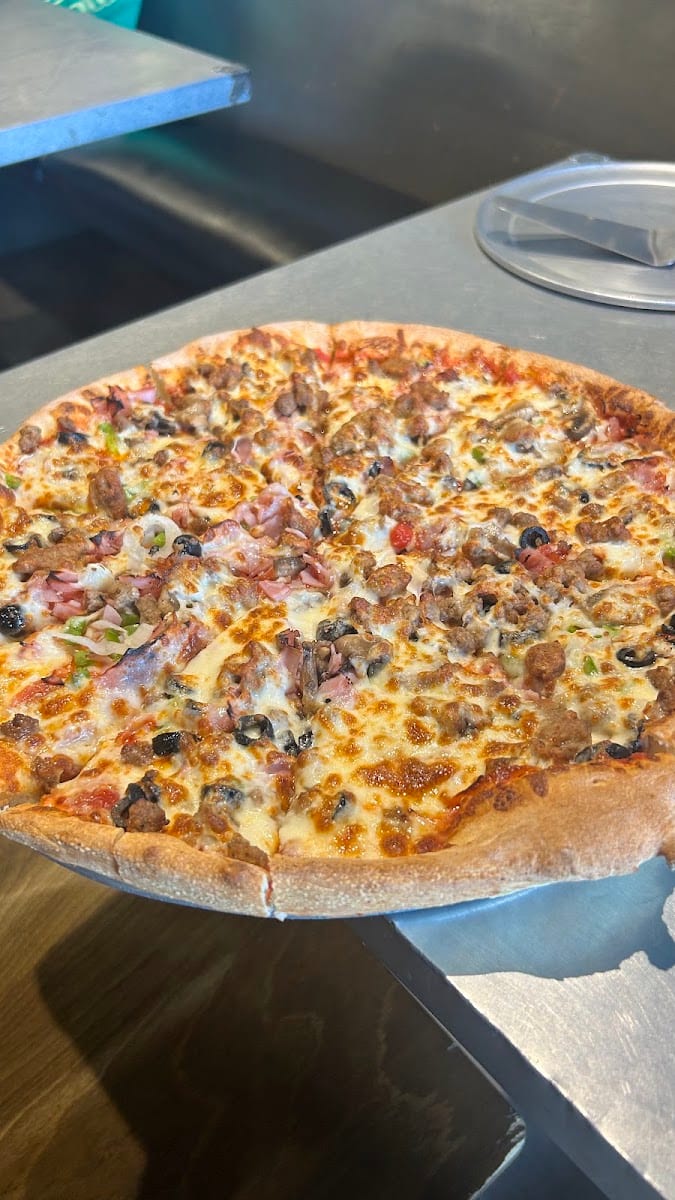 Guys Pizza 81, photo 3