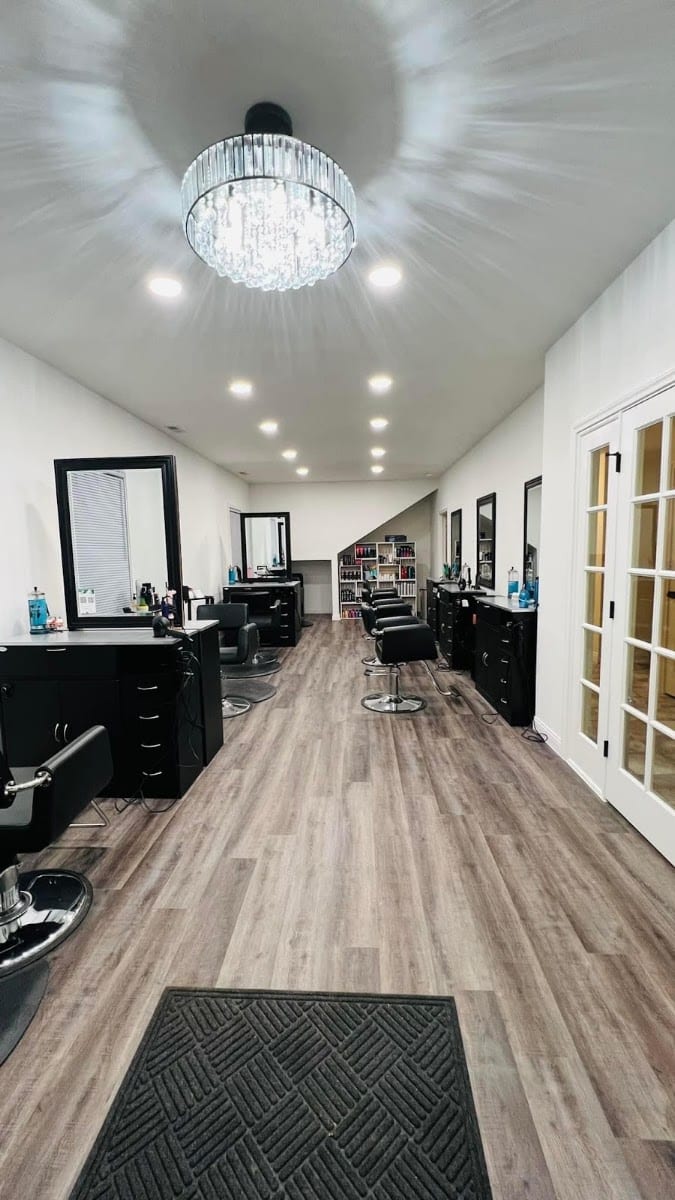 Salon Twelve:Seven, photo 2