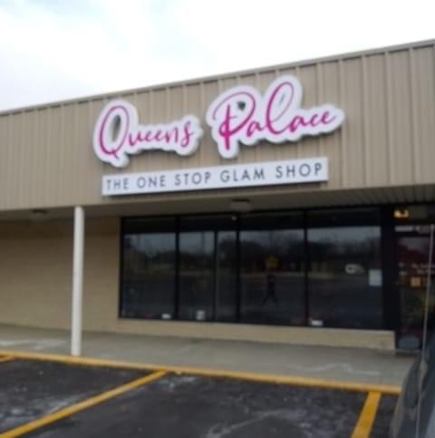 Queen’s Palace LLC