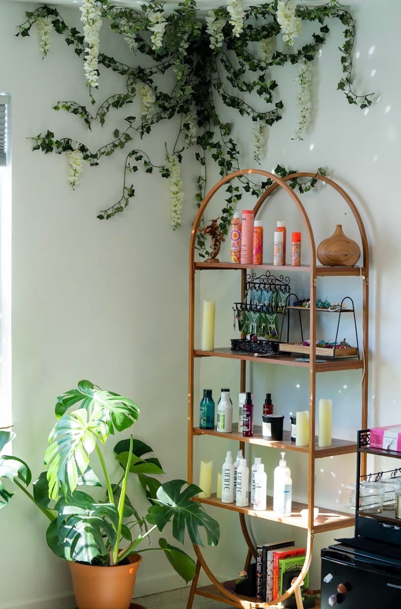 Hidden Gem Hair Studio