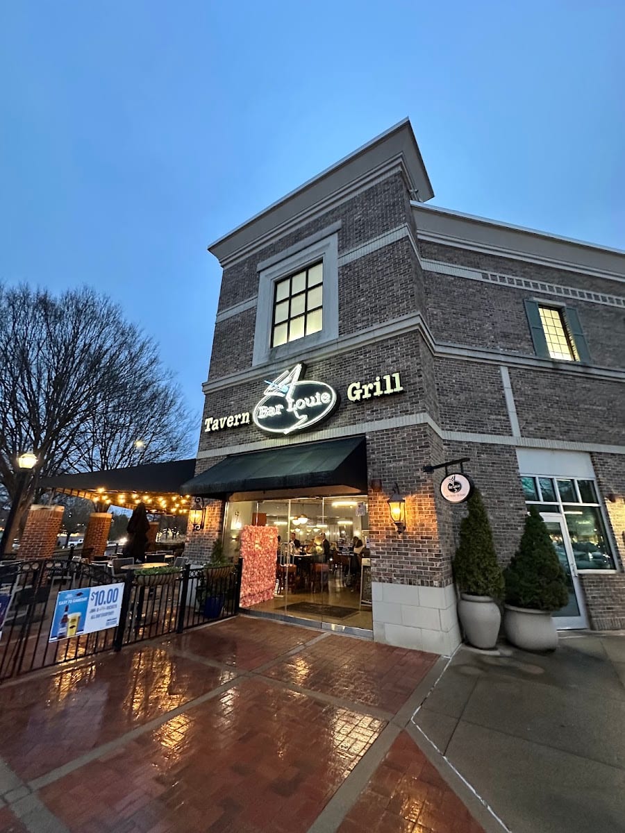 Bar Louie - Pleasant Ridge Town Center, photo 2