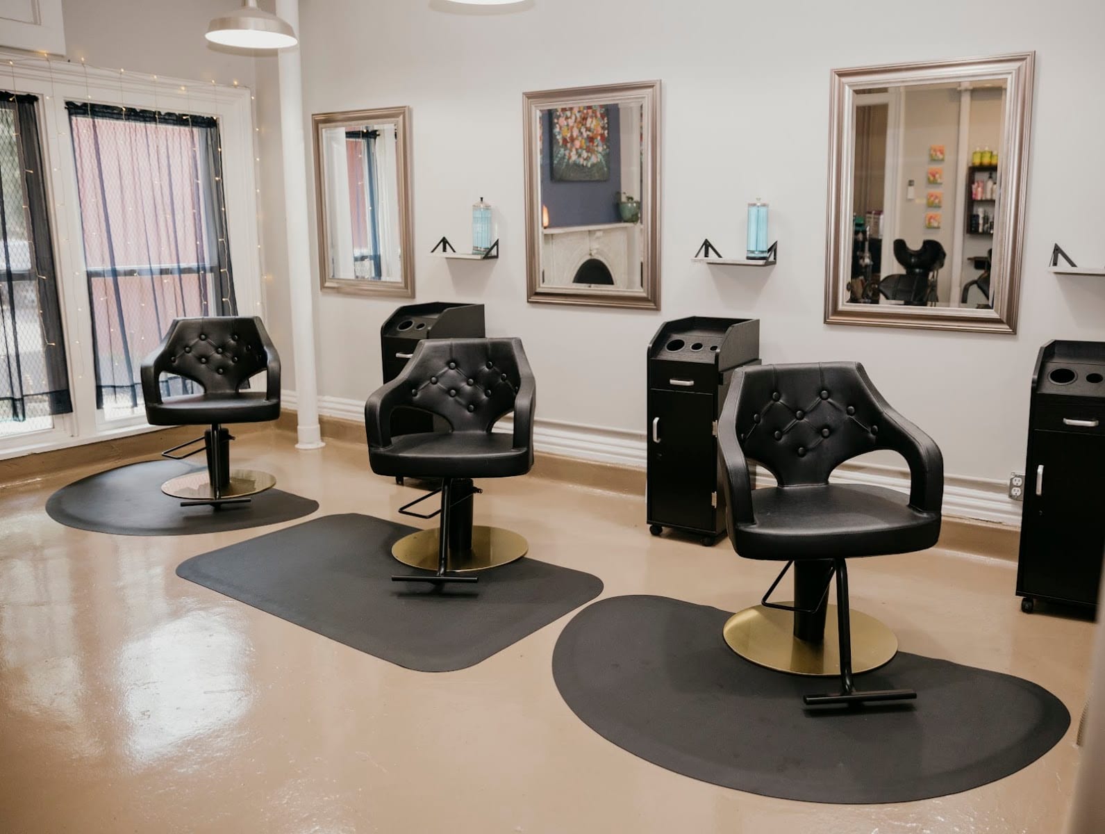 Julianna Salon in Rochester, photo 2