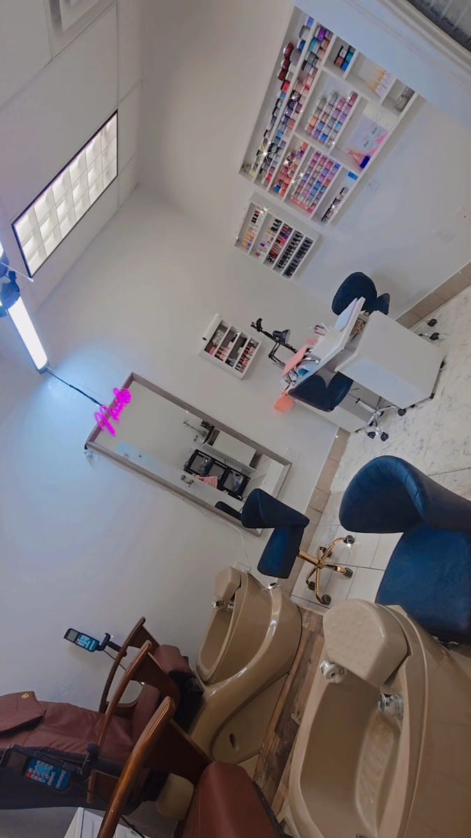 July's Salon Spa, photo 2
