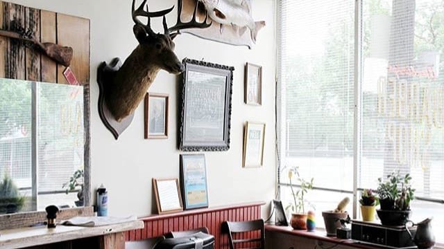 Hastings Barber Shop Leslieville, photo 2