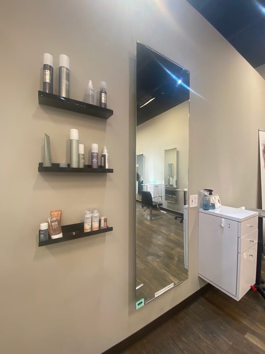 TONI&GUY Hair Salon, photo 3