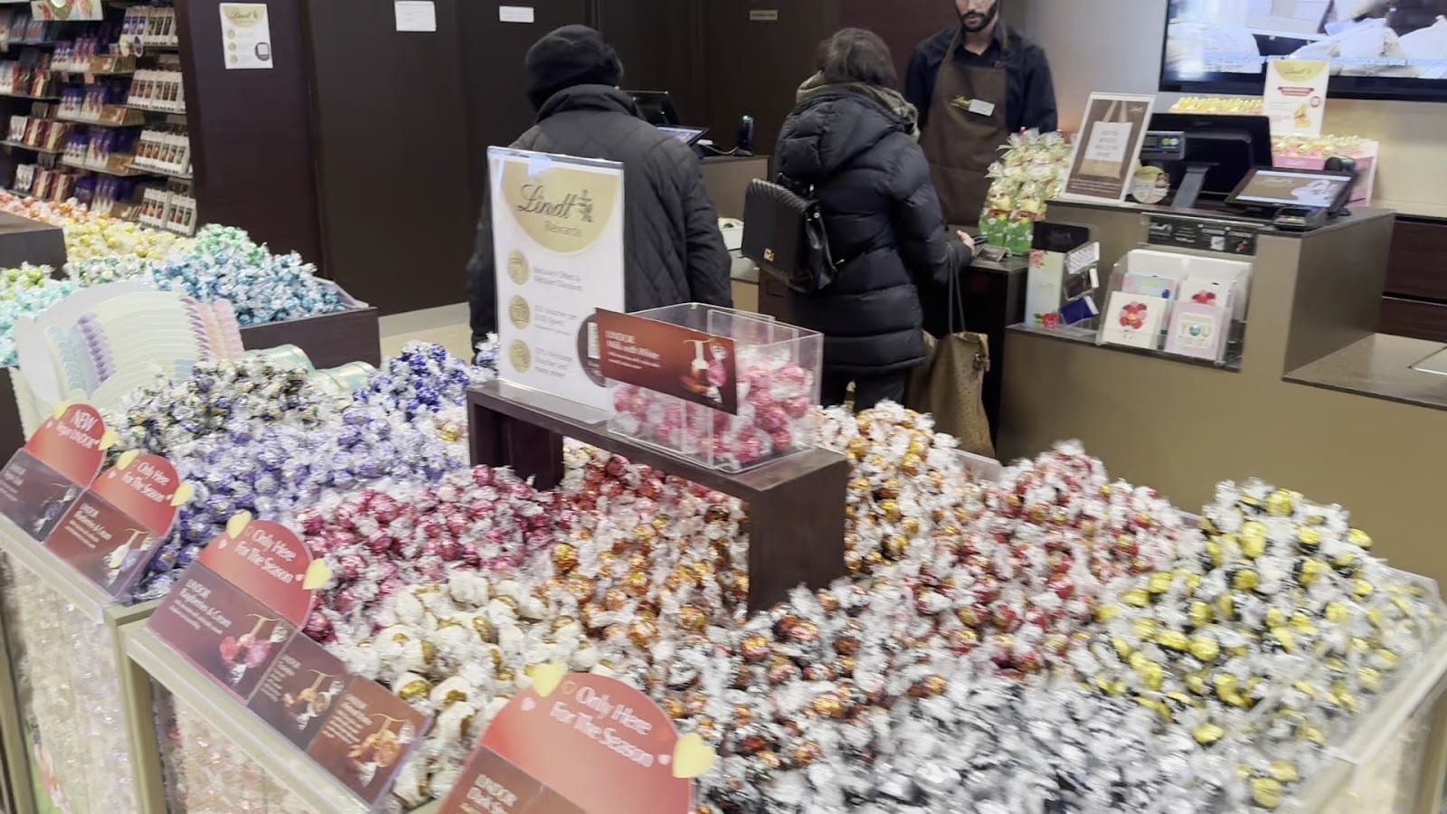 Lindt Chocolate Shop - Scarborough, photo 3