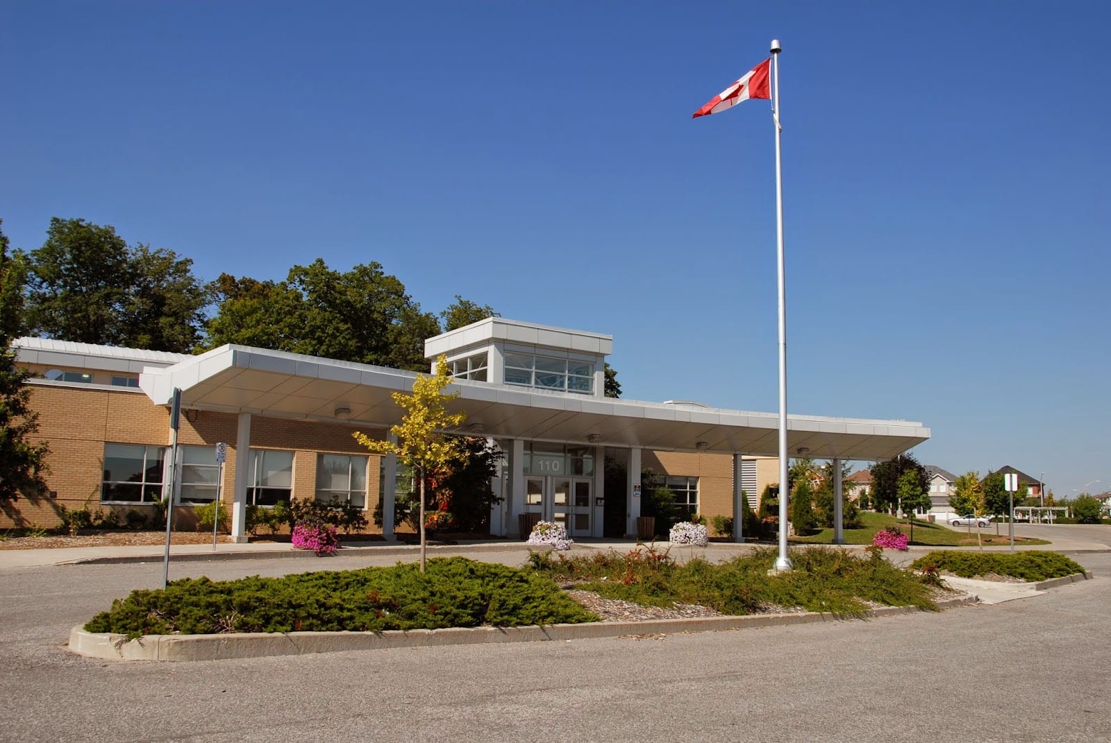 Rouge Woods Community Centre, photo 2