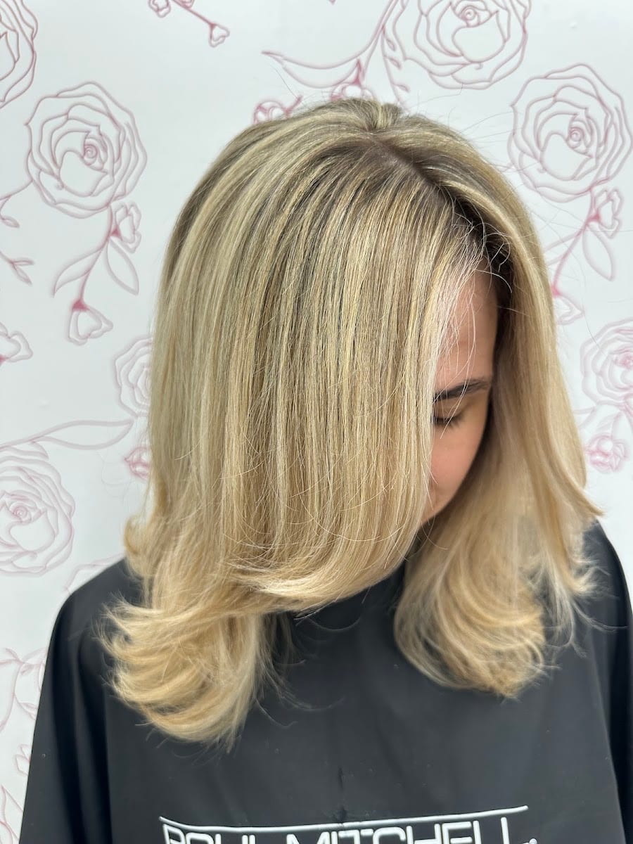 Styles By Nikki Hair & Beauty Salon