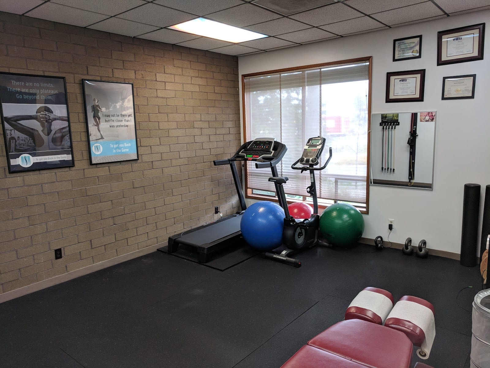 Milwaukie Spine + Sport, photo 2