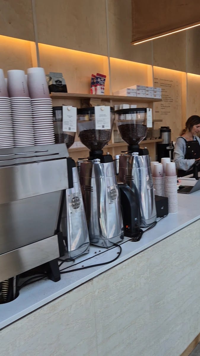 Rosslyn Coffee Tower 42, photo 3