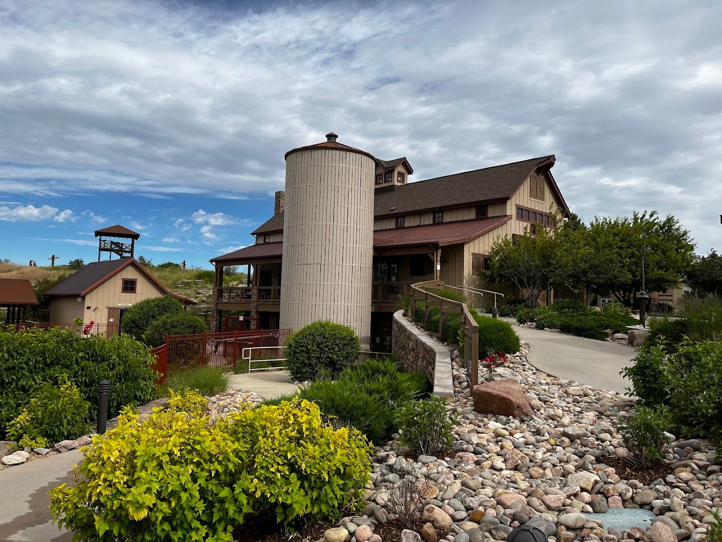 Hanna Ireland, REALTOR | HI Denver | Lokation Real Estate, photo 3