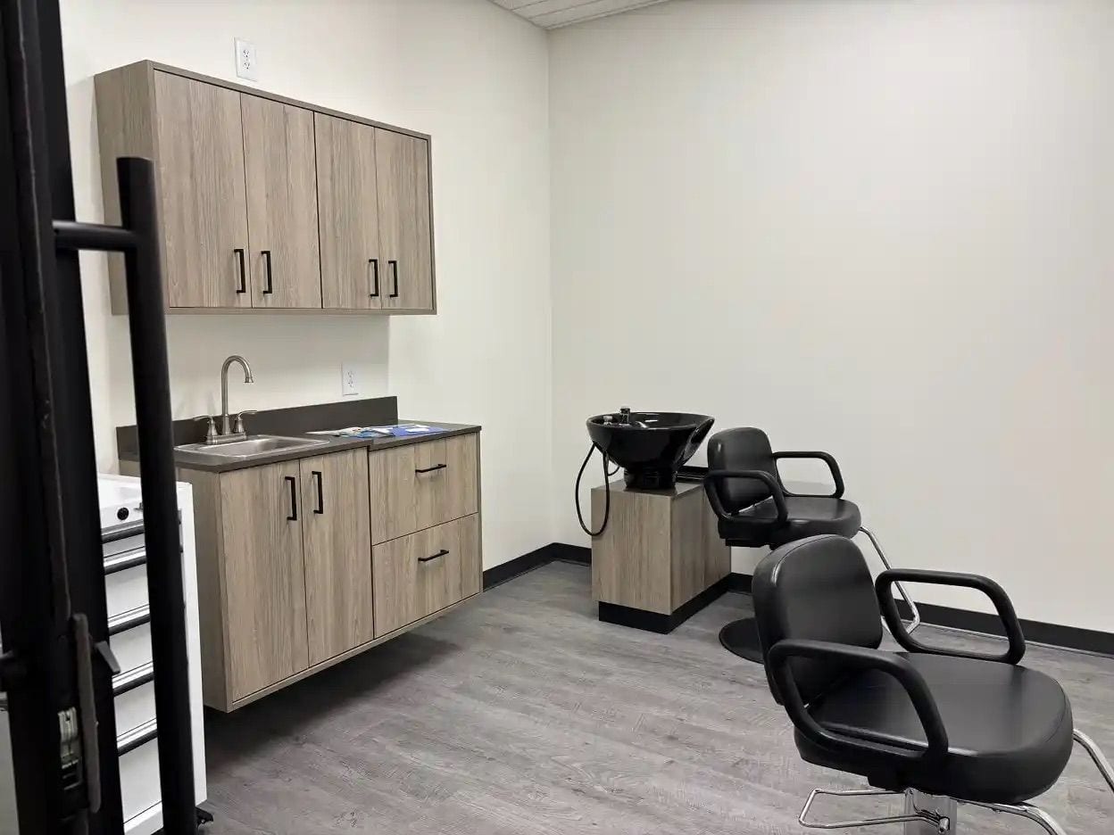 Sola Salons