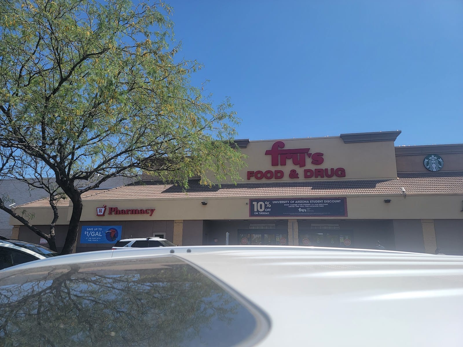 Fry's, photo 2