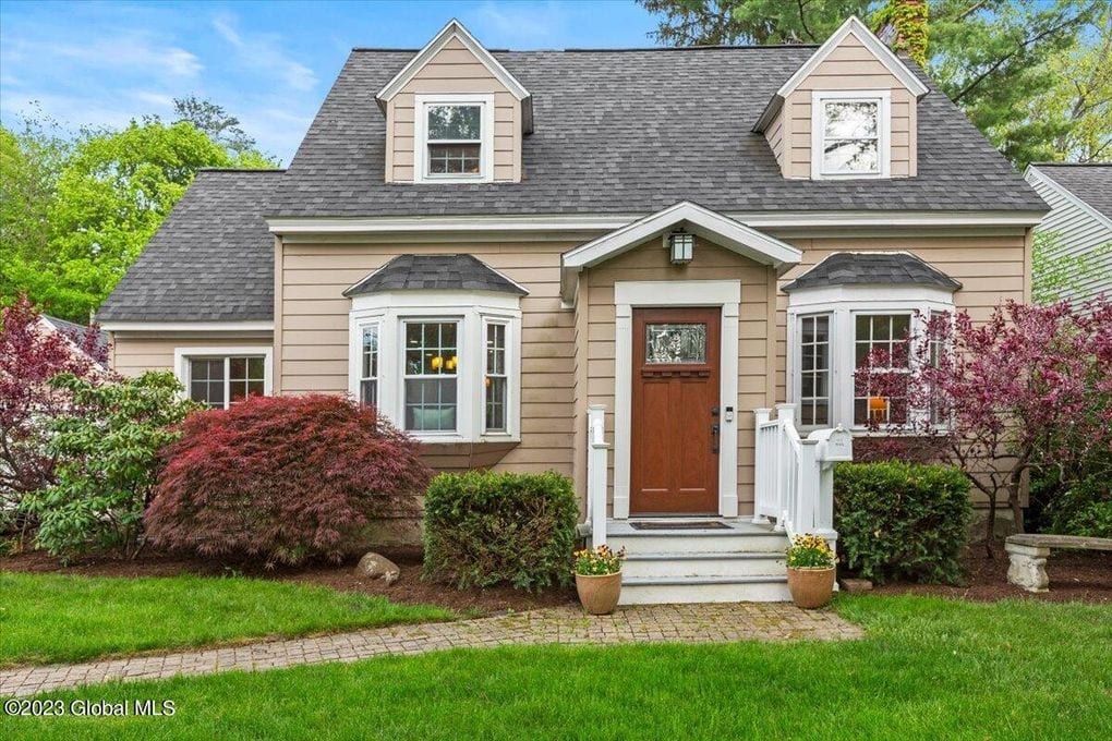 Renee McLaughlin Realtor, photo 4