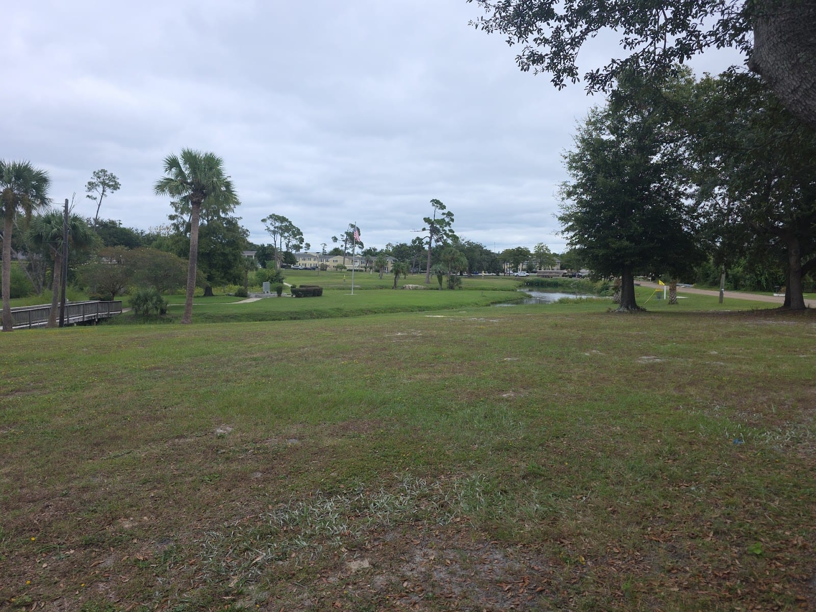 Bay Memorial Park, photo 2
