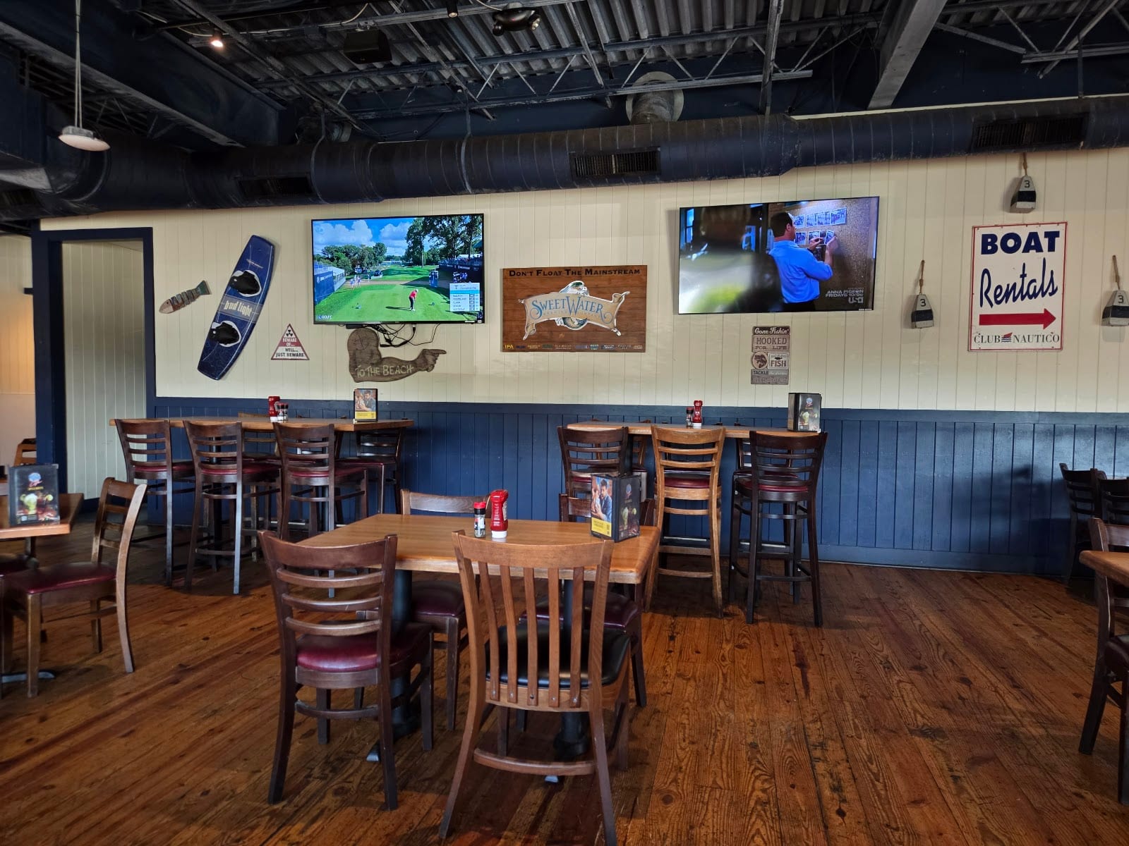 Wild Wing Cafe, photo 4