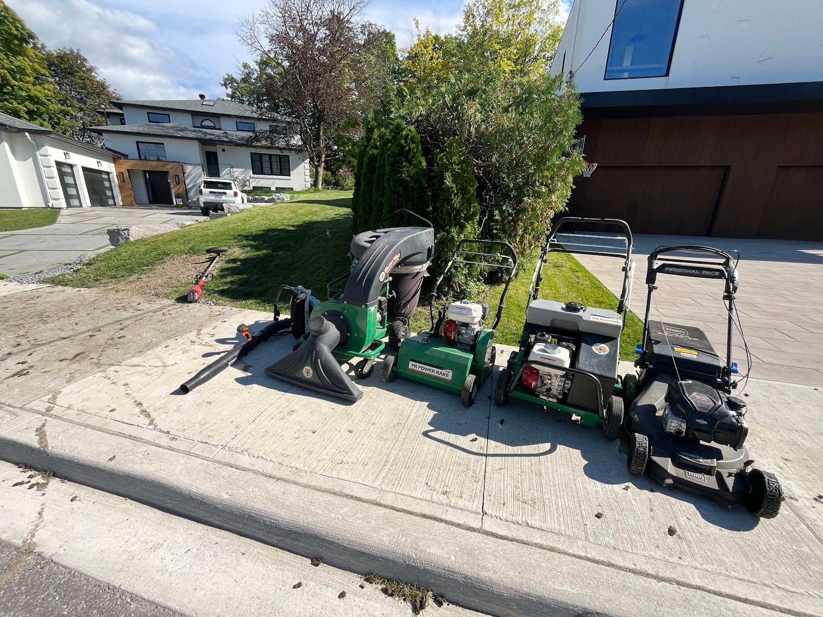 Elias Outdoor Services, photo 4