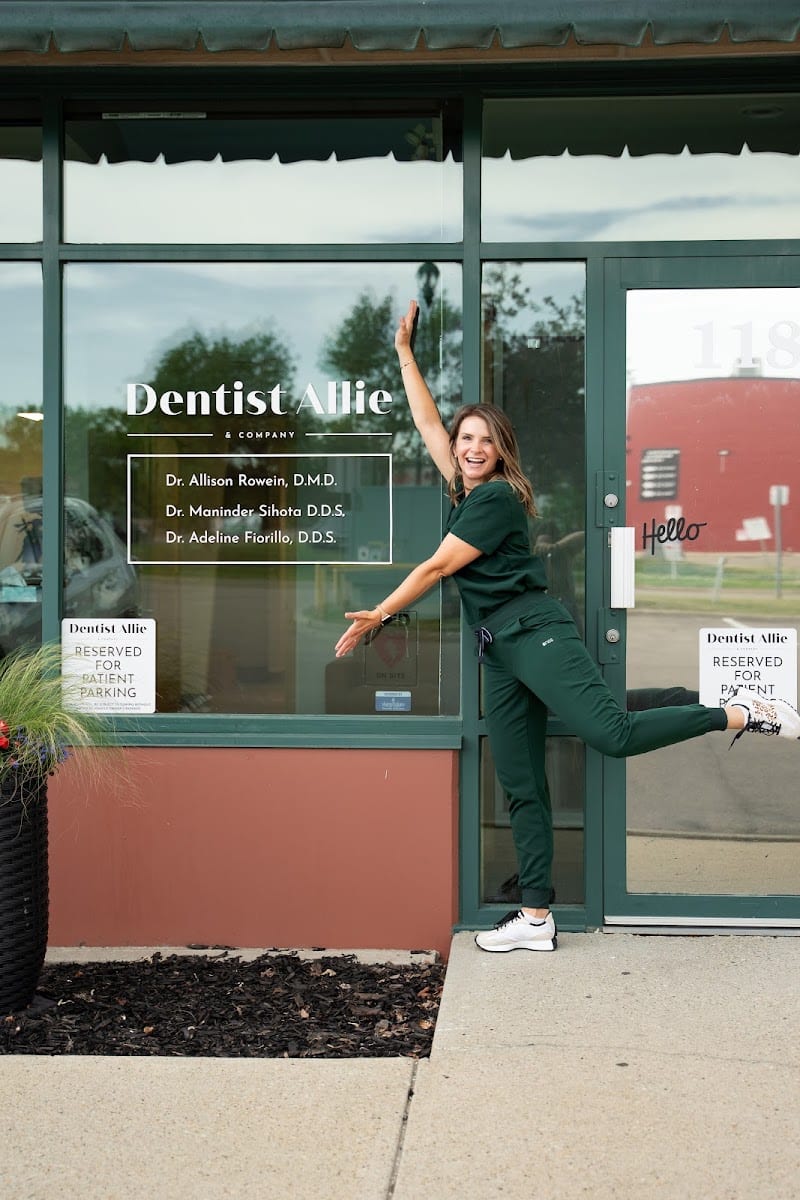 Dentist Allie & Co., photo 2