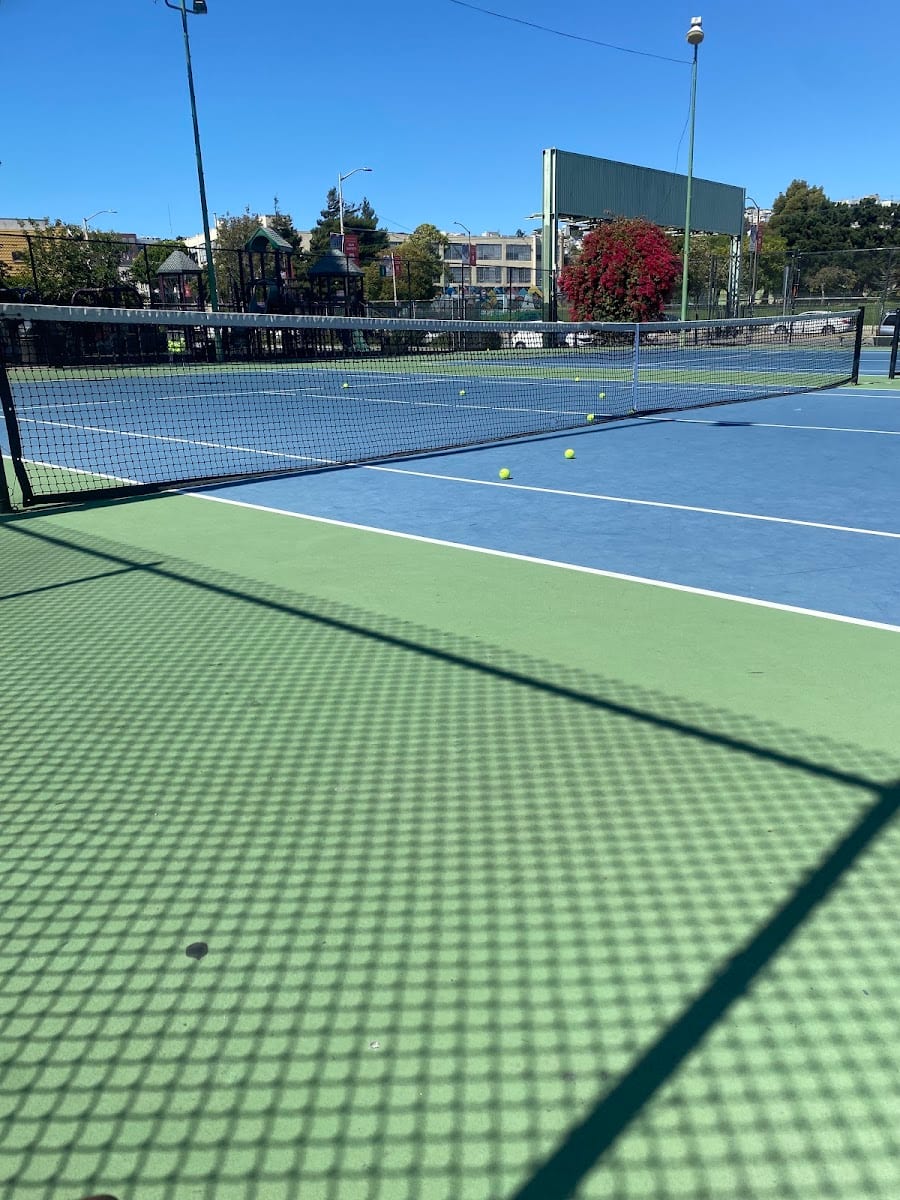 Holly Park Tennis Court, photo 3