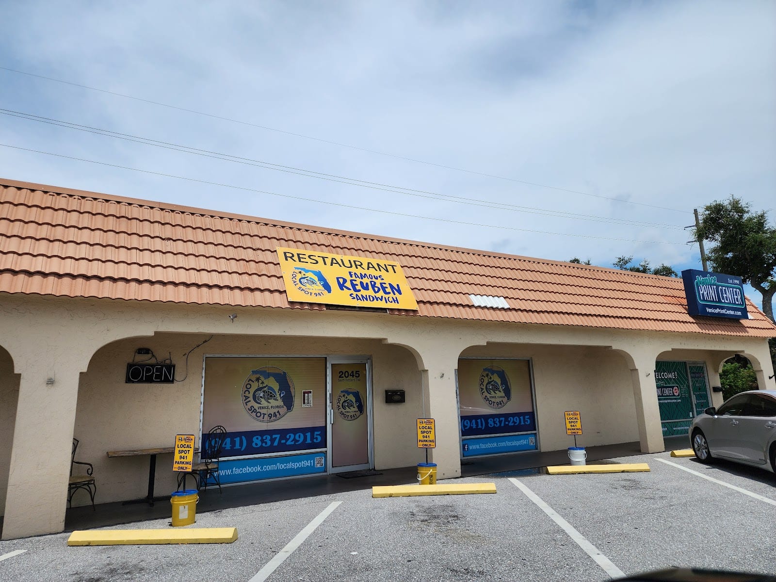 Local Spot 941