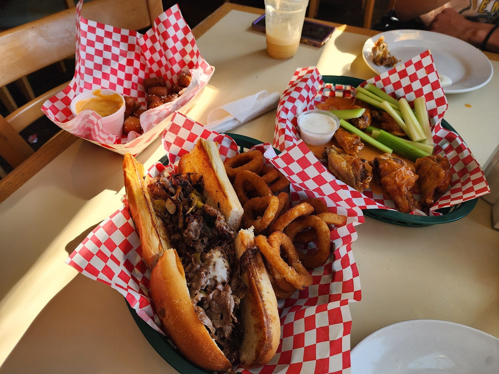Chick N Elly's, photo 4