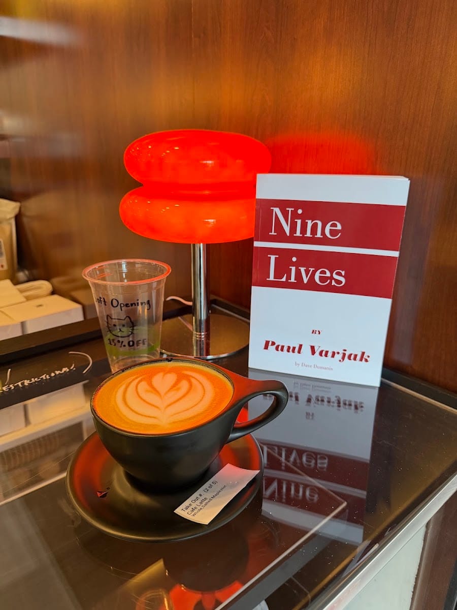 Nine Lives Coffee, photo 4
