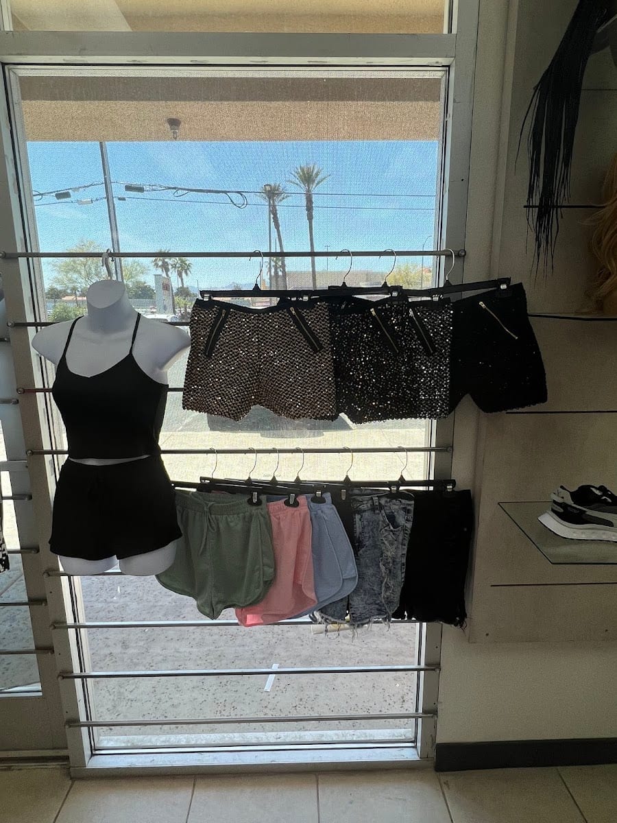 Tiva's Hair Glam & Beauty Supply Store, photo 4
