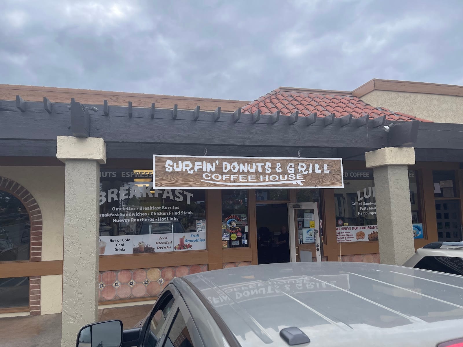 Surfin Donuts & Grill, photo 2
