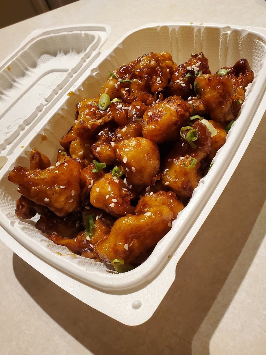 Apostrophe 9: A Takeout Kitchen, photo 3