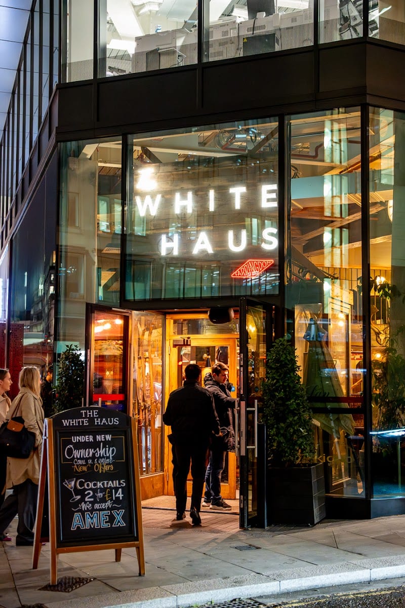 The White Haus, photo 2