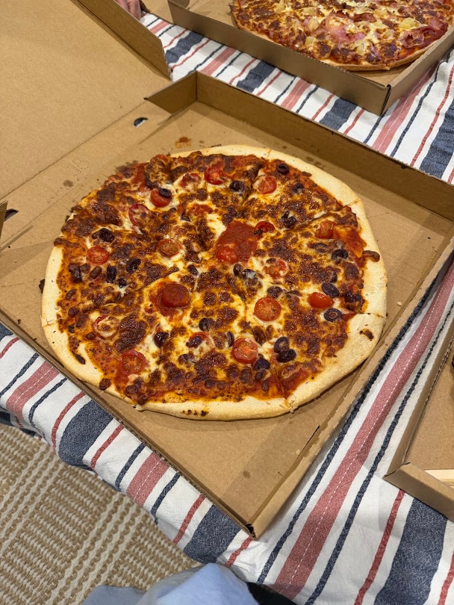 3941 Takeaway, photo 3