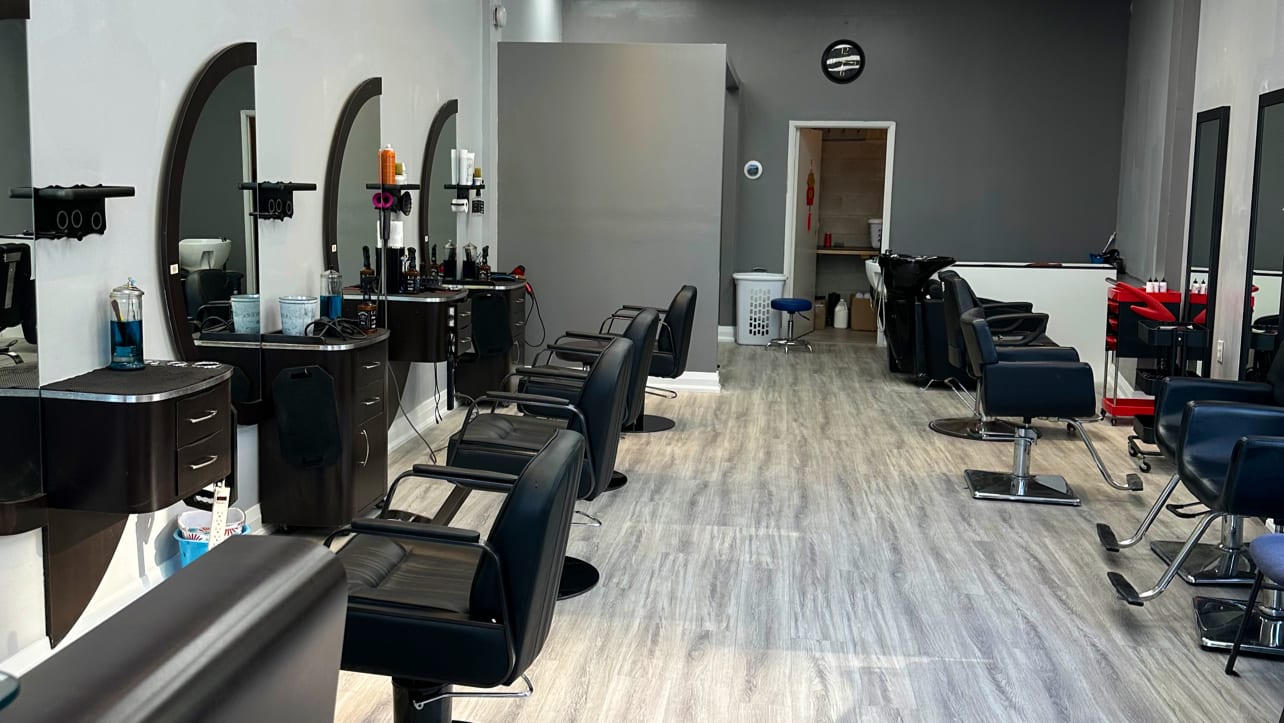 A&T Hair Salon, photo 2