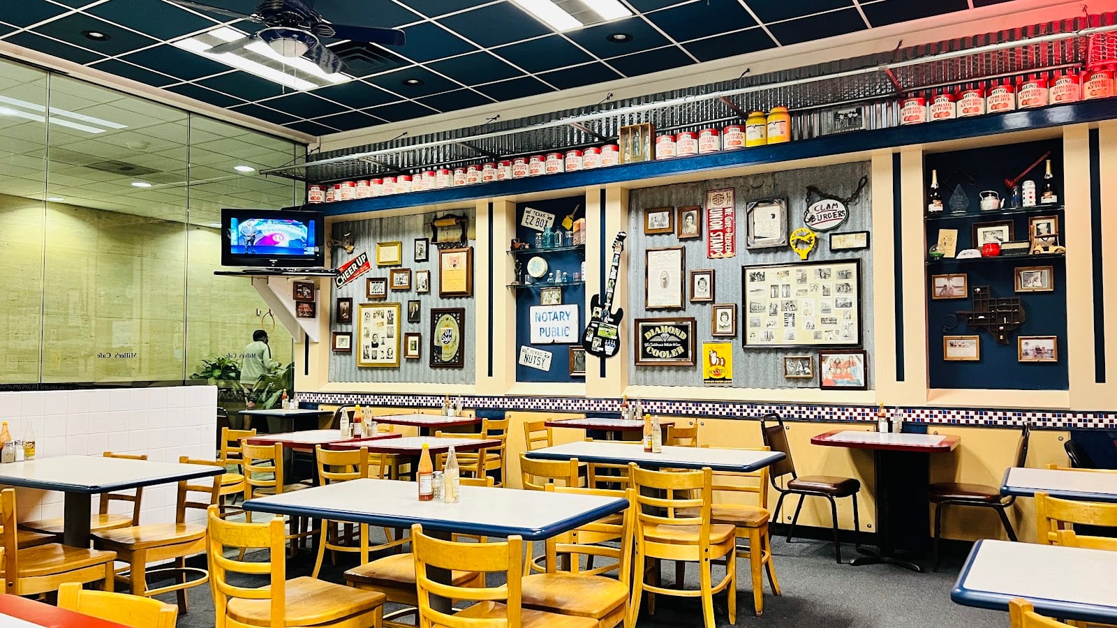 Miller's Cafe, photo 2