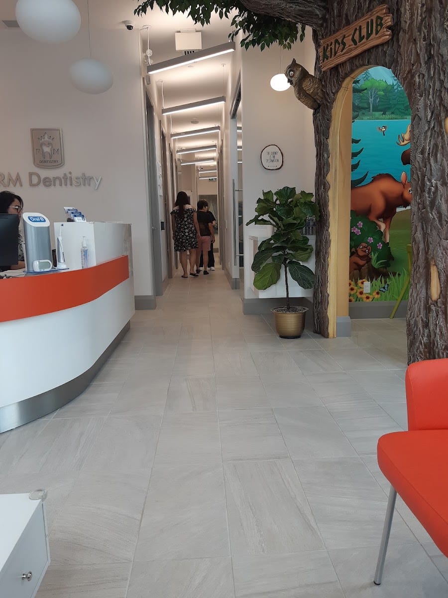 RM Dentistry (Yonge)
