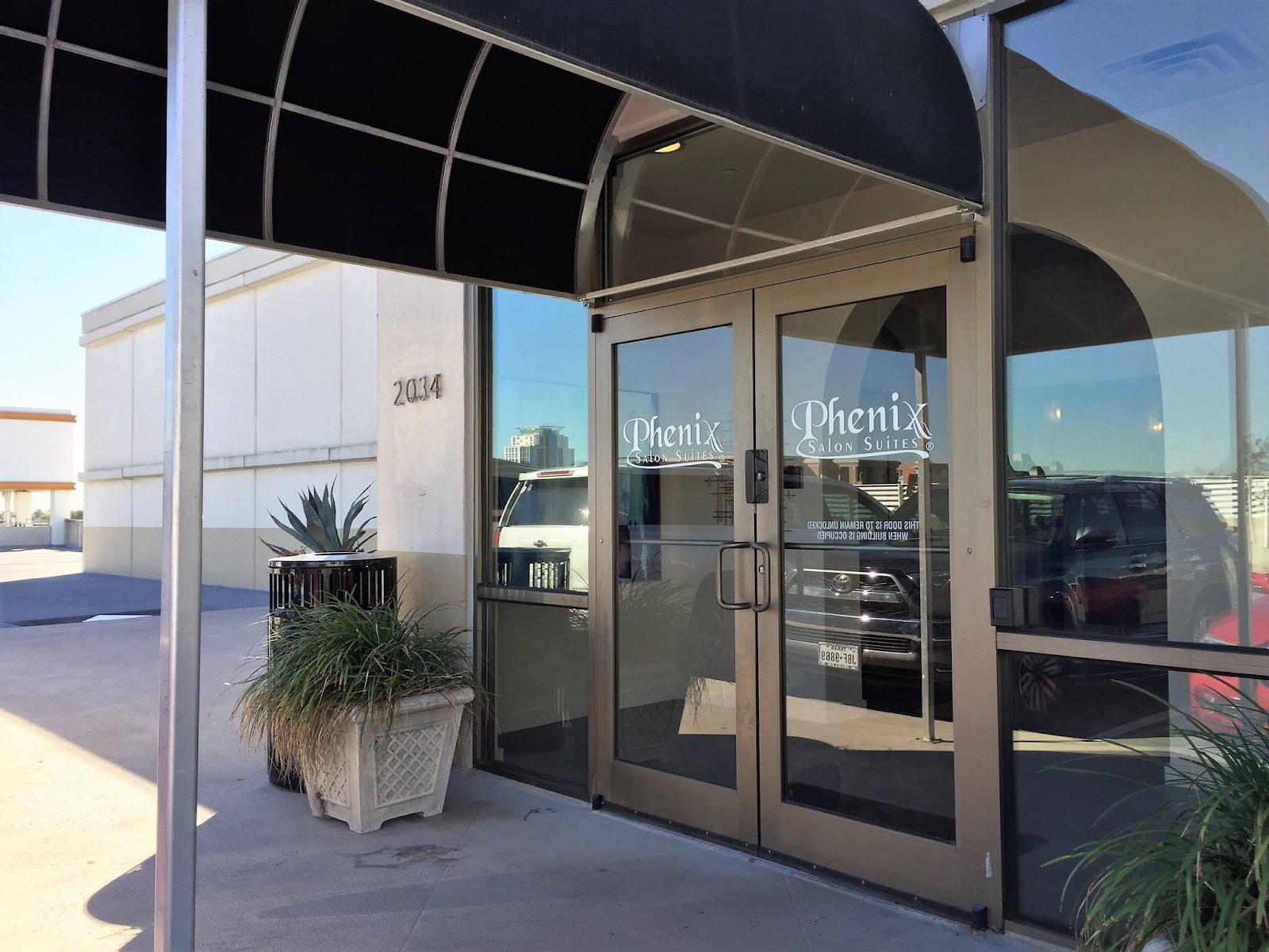 Phenix Salon Suites - River Oaks, photo 4