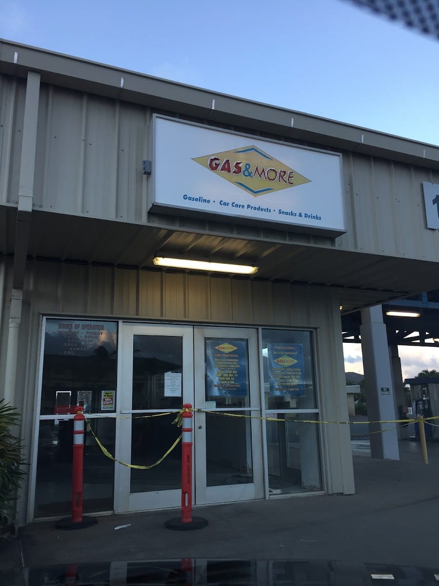 MCX Marine Mart | Mokapu + Gas Lanes